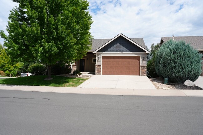 Building Photo - 1727 Clear Creek Ct