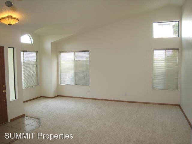 Building Photo - 4 br, 2 bath House - 203 Woodstock Circle