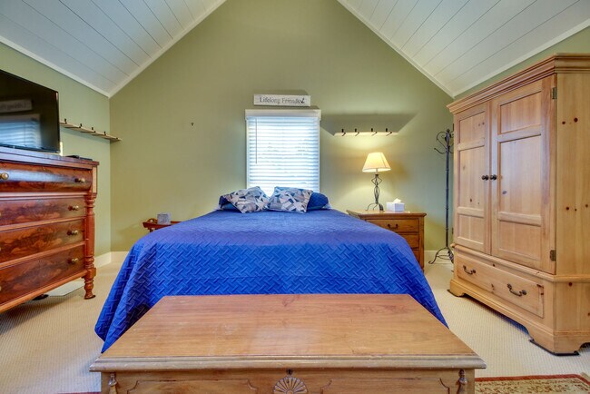 Building Photo - 64 Wrights Point Cir