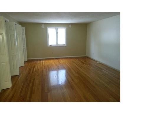 Building Photo - 122 Broadmeadow St