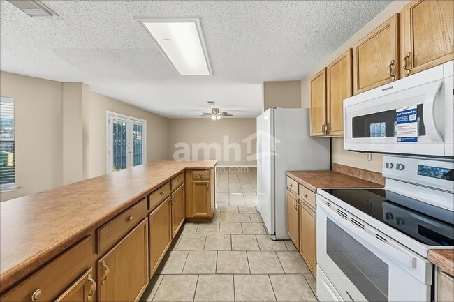Foto del edificio - 11234 Berkley Sq