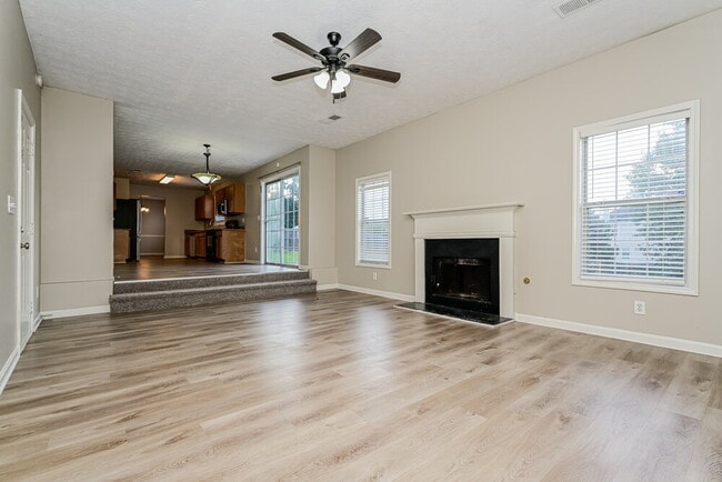 Building Photo - 2088 Strang Blvd