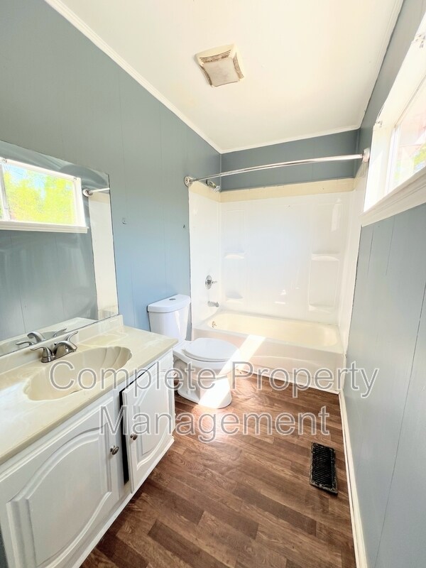 Foto del edificio - 1237 Frisco St