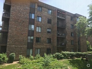 Building Photo - 430 Walnut Creek Rd