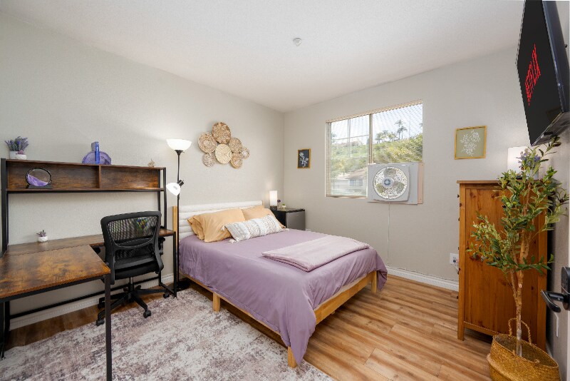 Foto principal - 4760 Sandalwood Way