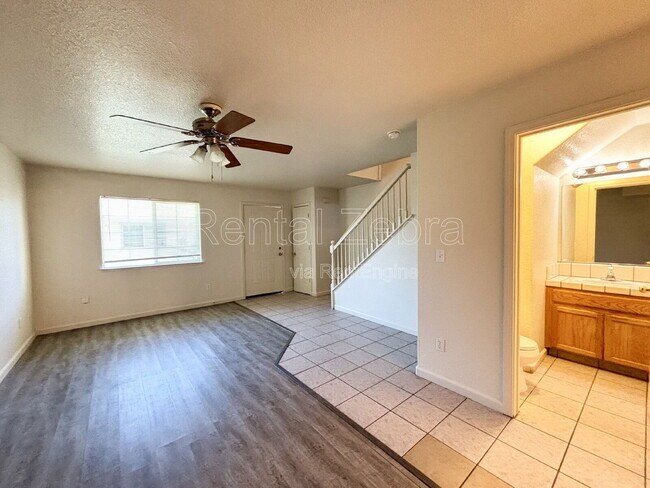 Foto del edificio - 936 W 13th St