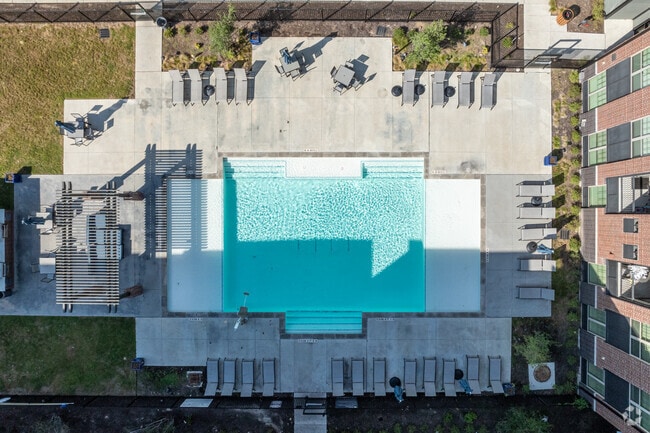 Piscina - Residences at Decker