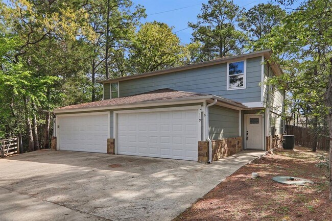 Building Photo - 119 N Kanaio Dr