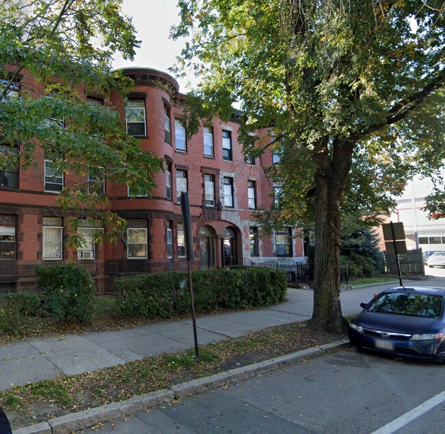 Foto del edificio - 1911 Beacon St