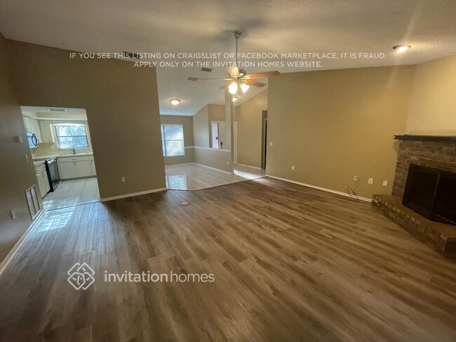 Building Photo - 2204 Tall Oak Ct