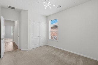 Building Photo - 1140 Clonmore Ct