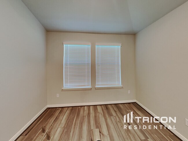 Building Photo - 5711 Jayden Pass Saint Hedwig TX