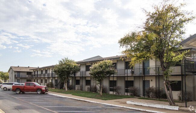 Building Photo - Parkside Hurst Apartments