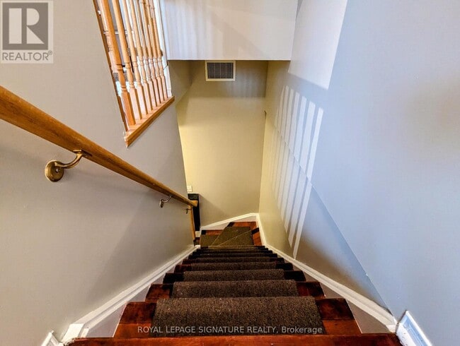 Building Photo - 4861 Half Moon Grove