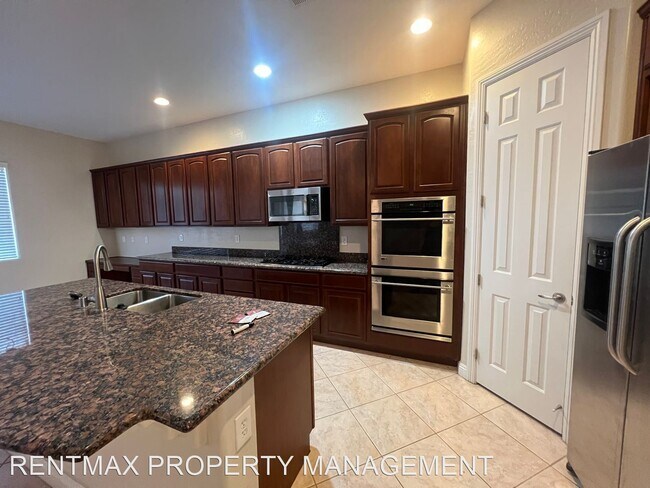 Foto del edificio - 3 br, 2.5 bath House - 4157 CACKLING GOOSE DR