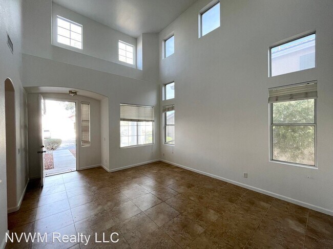 Foto del edificio - 4 br, 2.5 bath House - 10321 William Forty...