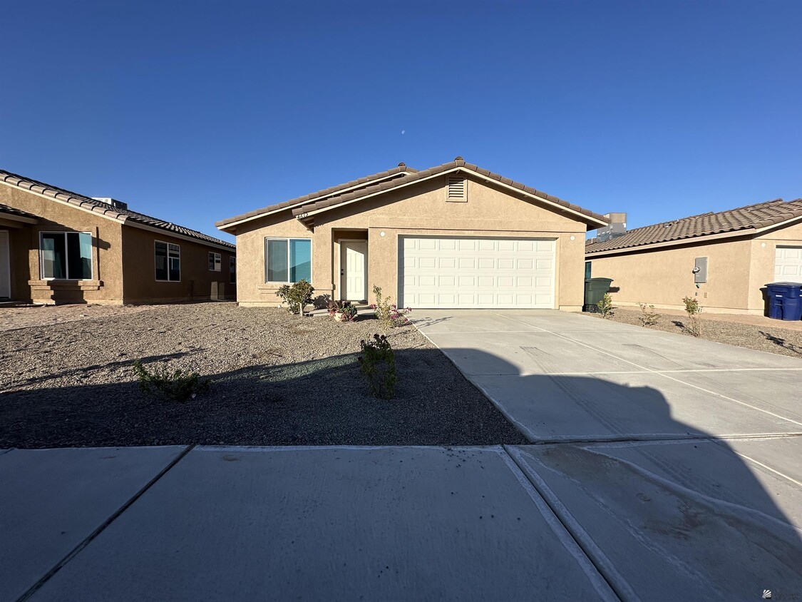 Foto principal - 4612 S Desert Willow Wy