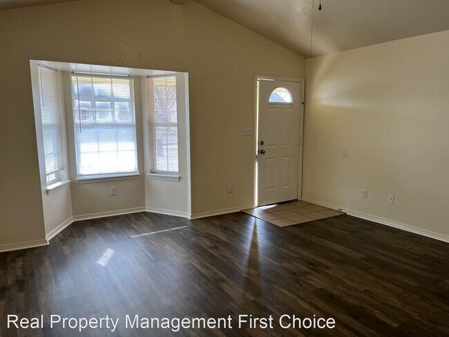 Foto del edificio - 3 br, 2 bath House - 3509 Price Circle