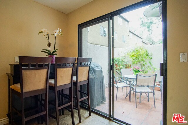 Foto principal - 5322 Colodny Dr
