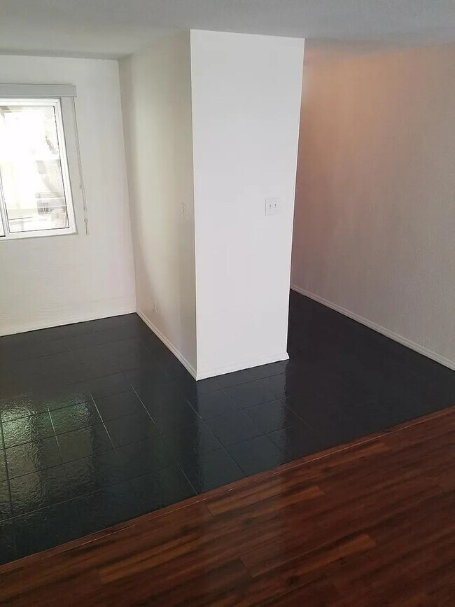 Foto del edificio - 7625 E Camelback Rd