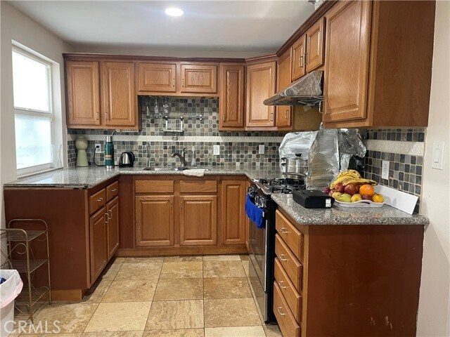 Foto del edificio - 16015 Denley St