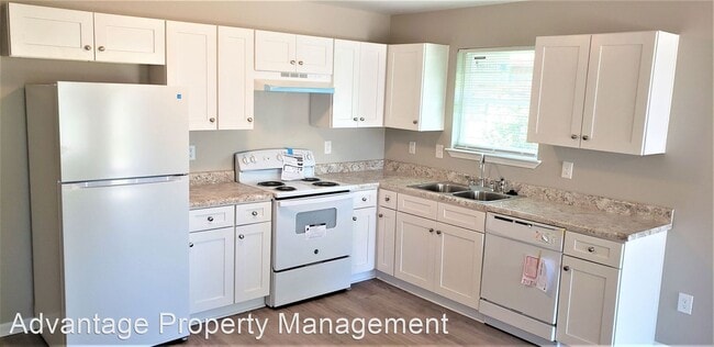 Building Photo - 2 br, 1 bath House - 611 5th Ave