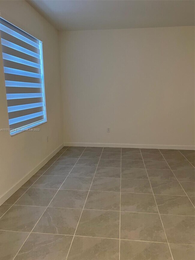Foto del edificio - 28735 SW 132nd Ave