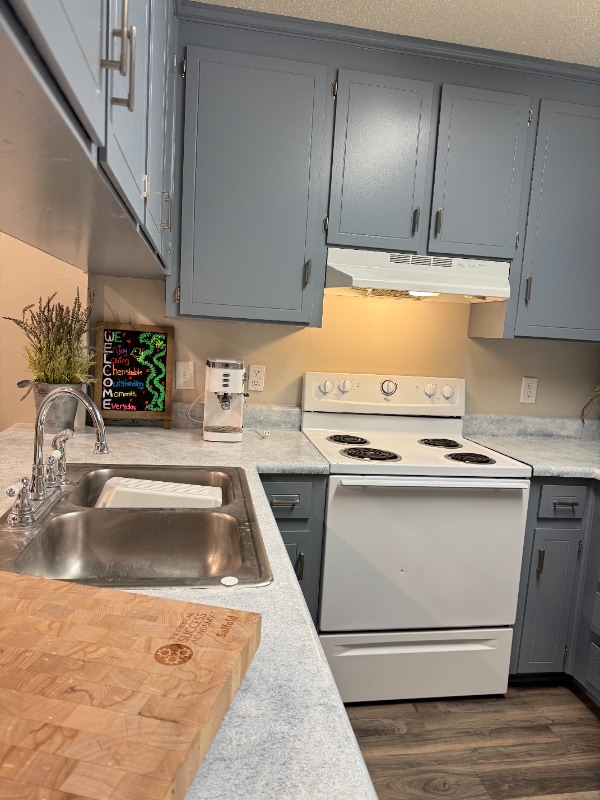 Building Photo - 1441 Hartford Hwy