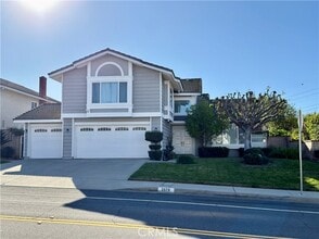 Building Photo - 3576 Hawkwood Rd