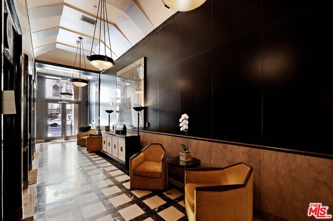 Foto del edificio - 6253 Hollywood Blvd