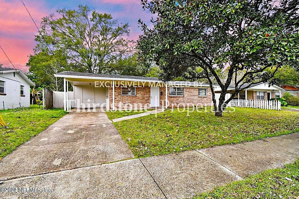 Primary Photo - 3926 LANE Avenue S, JACKSONVILLE, FL 32210
