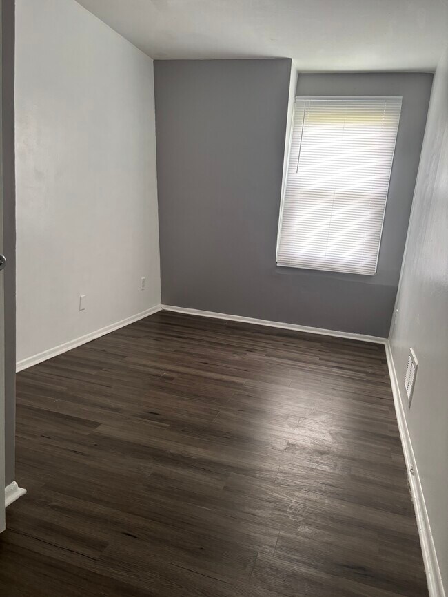 Foto del edificio - 9281A W Allyn St