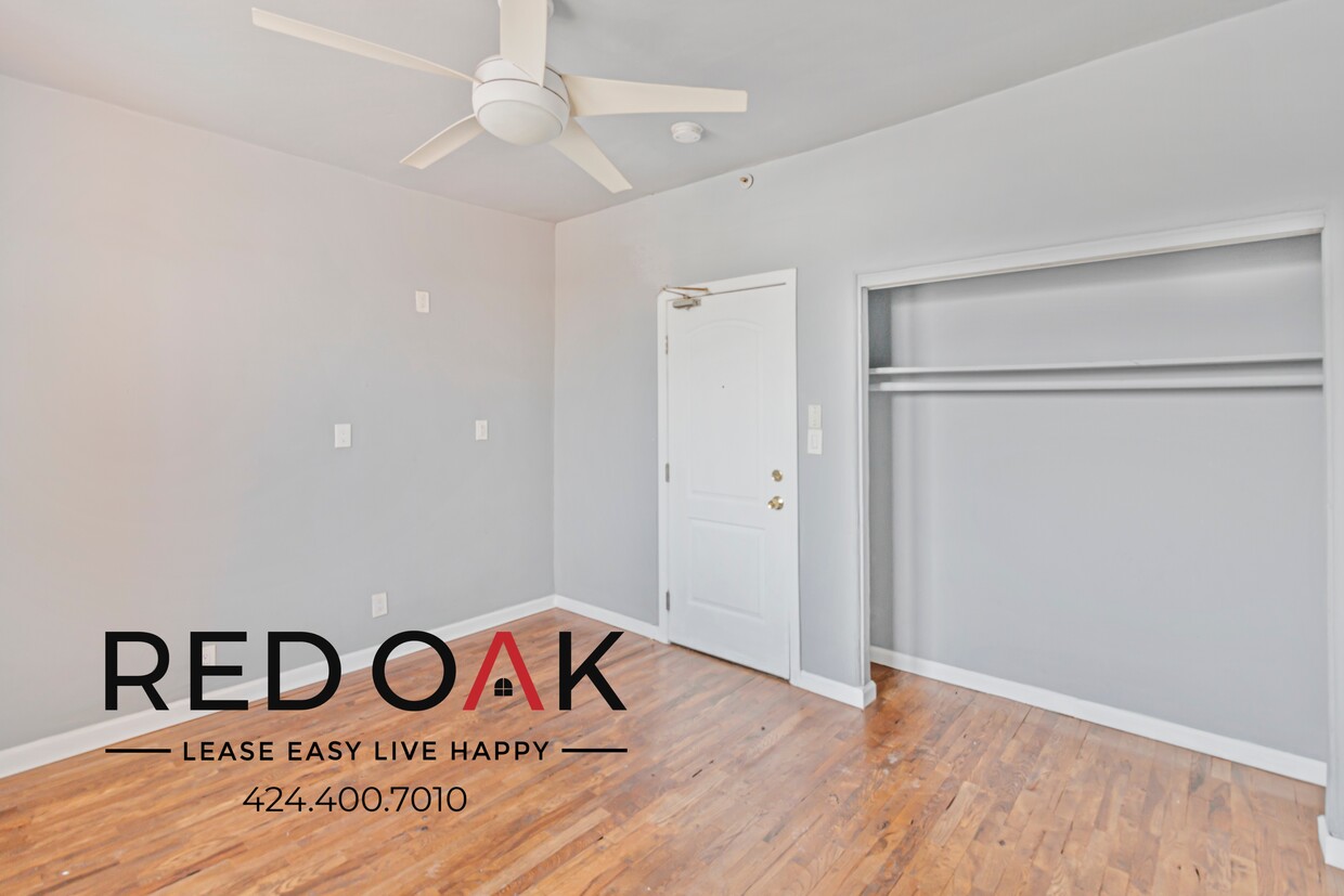 Foto principal - Updated Bachelor In a Historic Building Of...