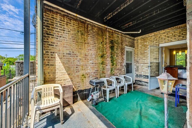 Foto del edificio - 2839 W Cortez St