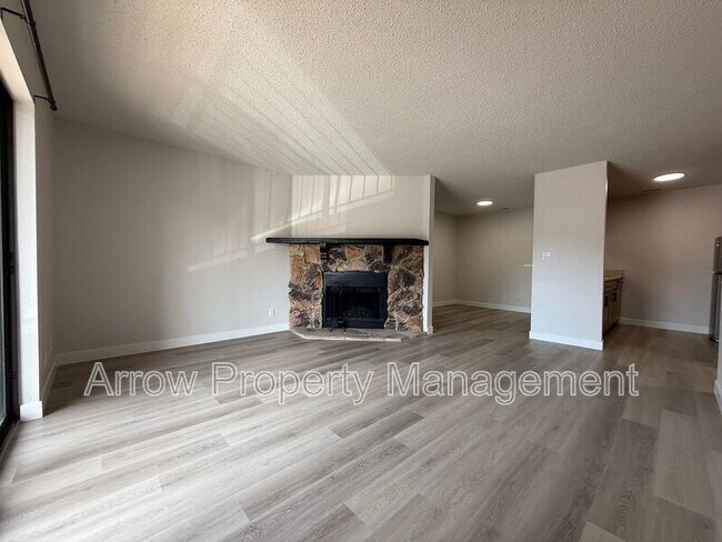 Foto del edificio - 2354 N 44th St