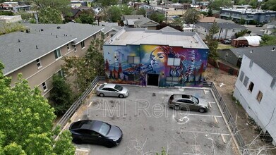 Building Photo - 778 Forest St