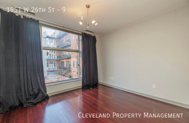 Foto del edificio - 1951 W 26th St
