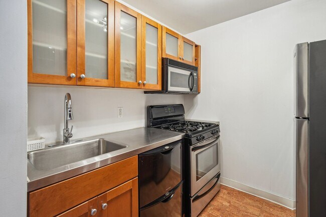 Foto del edificio - 222 Montgomery St