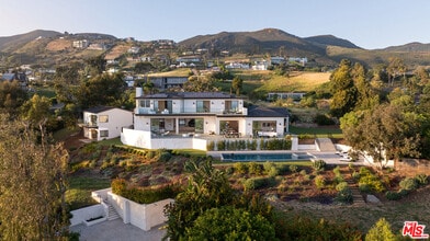 Building Photo - 29924 Harvester Rd