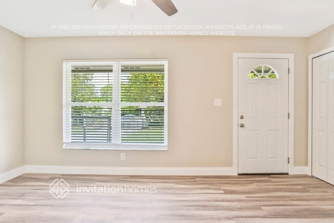Foto del edificio - 316 E Rose Ln