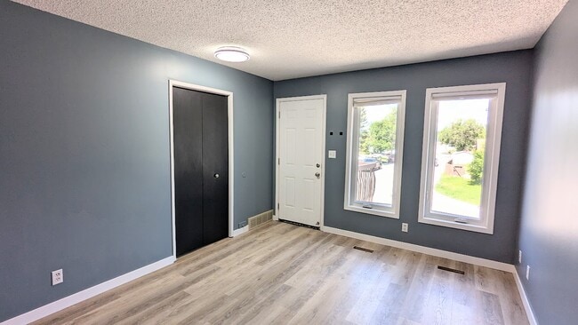 Building Photo - 7316 Dalgliesh Dr