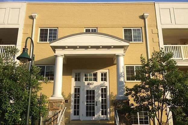 Photo - 4067 S Four Mile Run Dr (Arlington, VA)