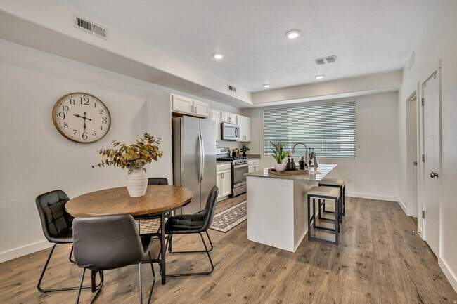 Foto del edificio - Charming 3 Bed Herriman Home Near Mountain View Village!!