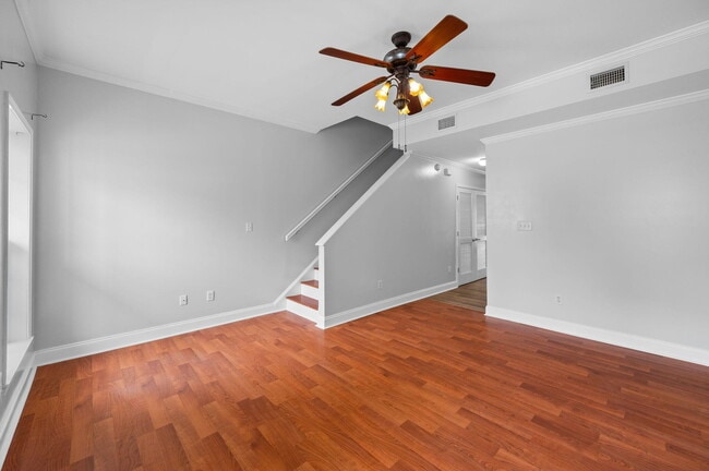 Building Photo - 3322 Monterey Square Ln