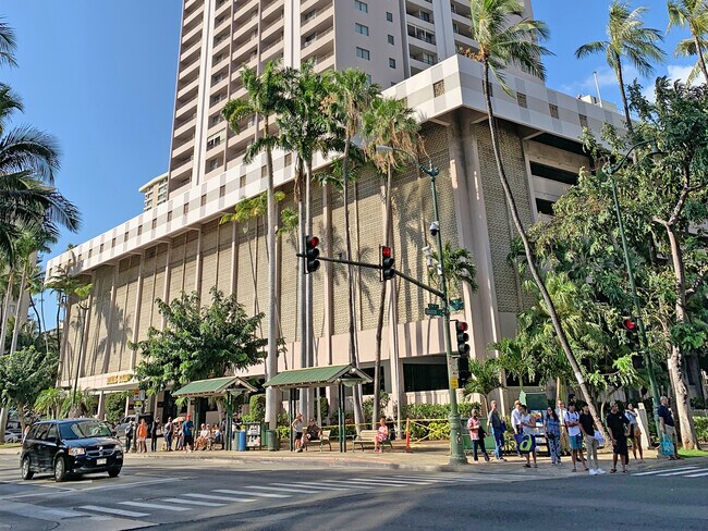 Foto del edificio - 2240 Kuhio Ave