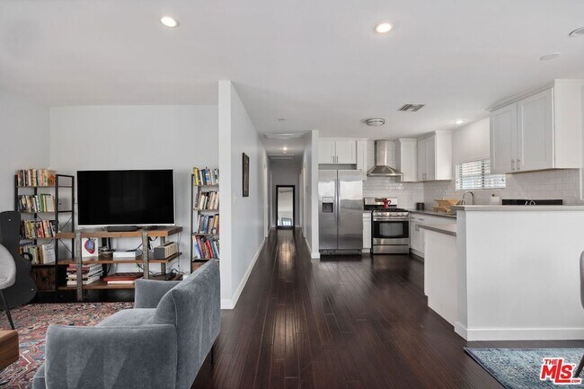 Foto del edificio - 3836 Seneca Ave