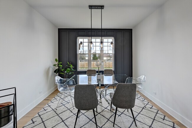 Foto del edificio - 1205 Ridge Rd