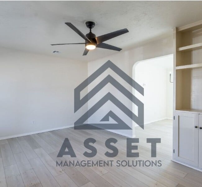 Building Photo - 3 Bedroom Rent to Own Home Available!