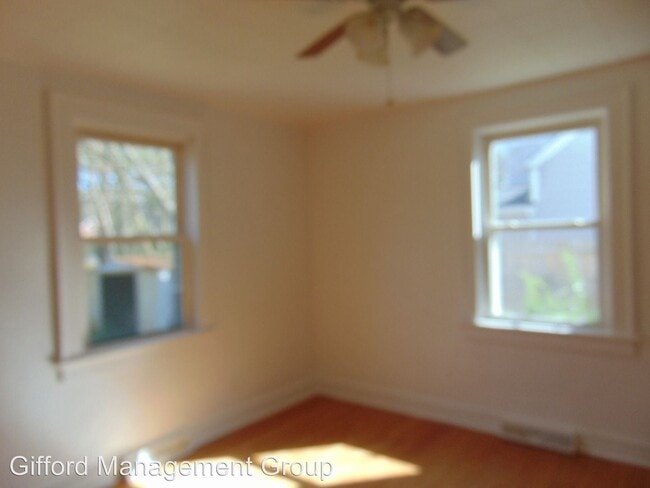 Building Photo - 944 Norview Ave