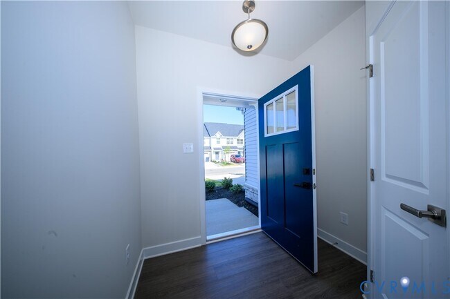 Foto del edificio - 10637 Pink Lily Ln